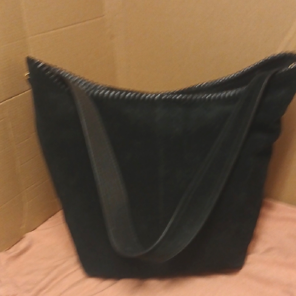 VINCE CAMUTO Elegant Black Suede Tote Bag 14" X 10" X 7" Shoulder Nag